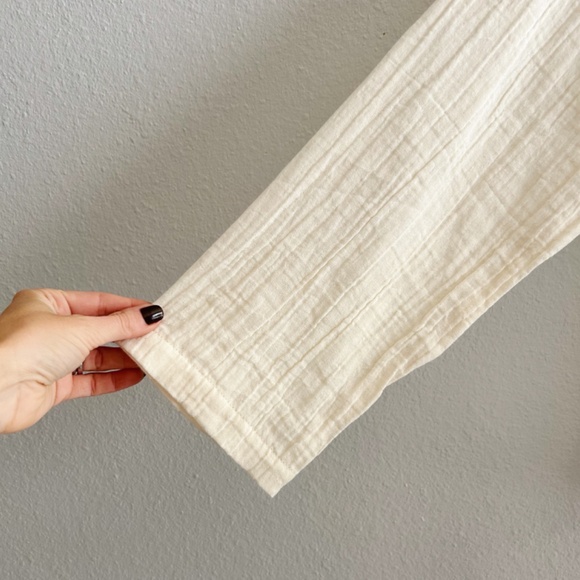 Lotus & Luna Cream Baja Pullover - NWOT - Picture 4 of 8